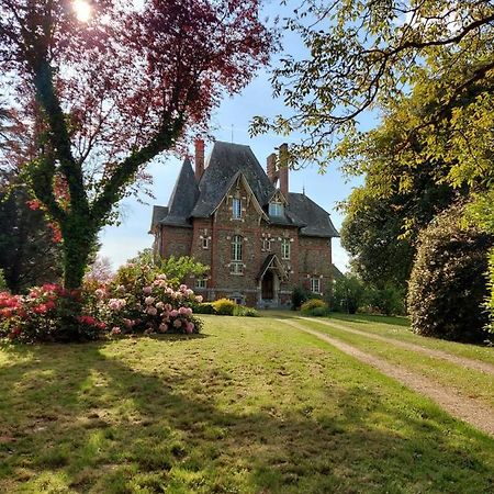 Le Manoir Des Rochers Bouere エクステリア 写真