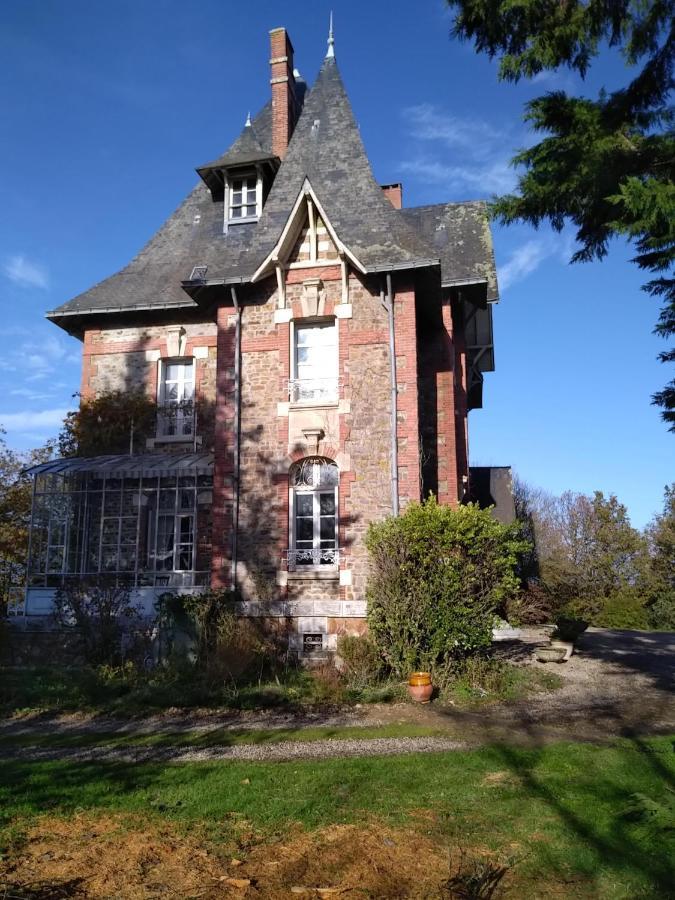 Le Manoir Des Rochers Bouere エクステリア 写真