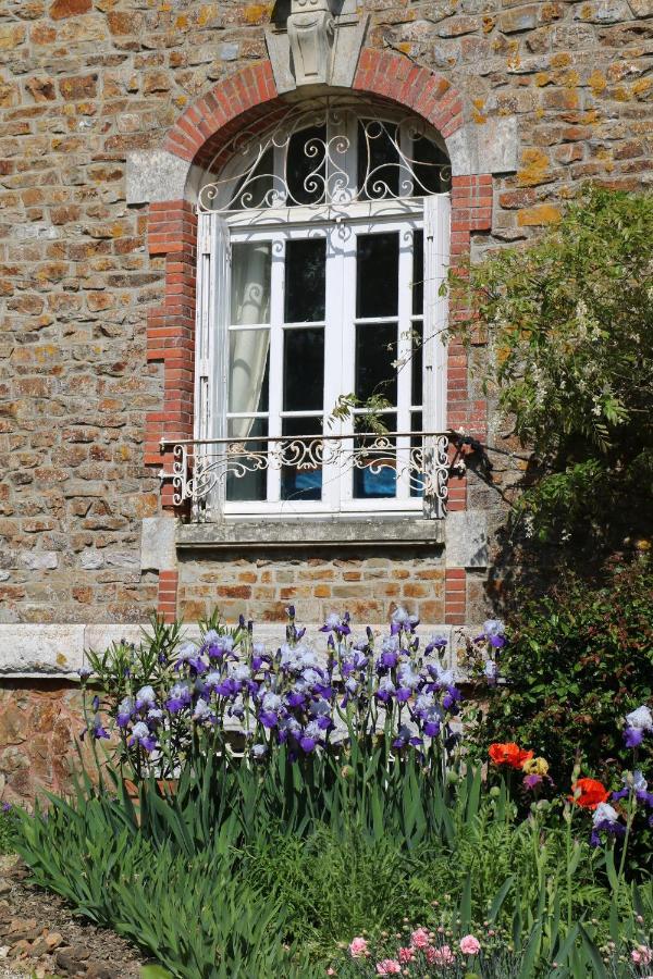 Le Manoir Des Rochers Bouere エクステリア 写真
