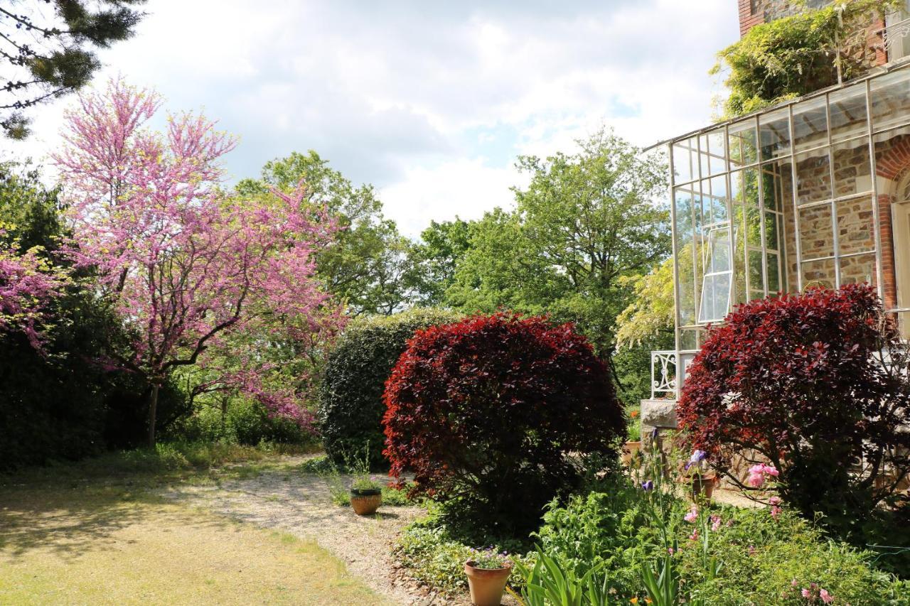 Le Manoir Des Rochers Bouere エクステリア 写真